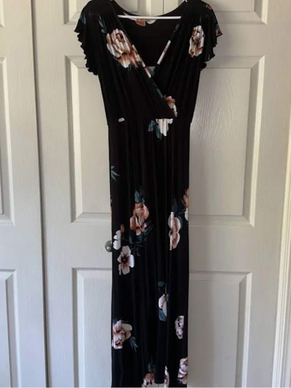 Tori knit floral maxi dress16” p2p top back to bottom dress 48”